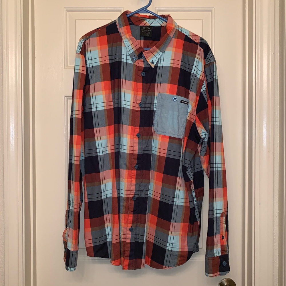 Oakley Flannel